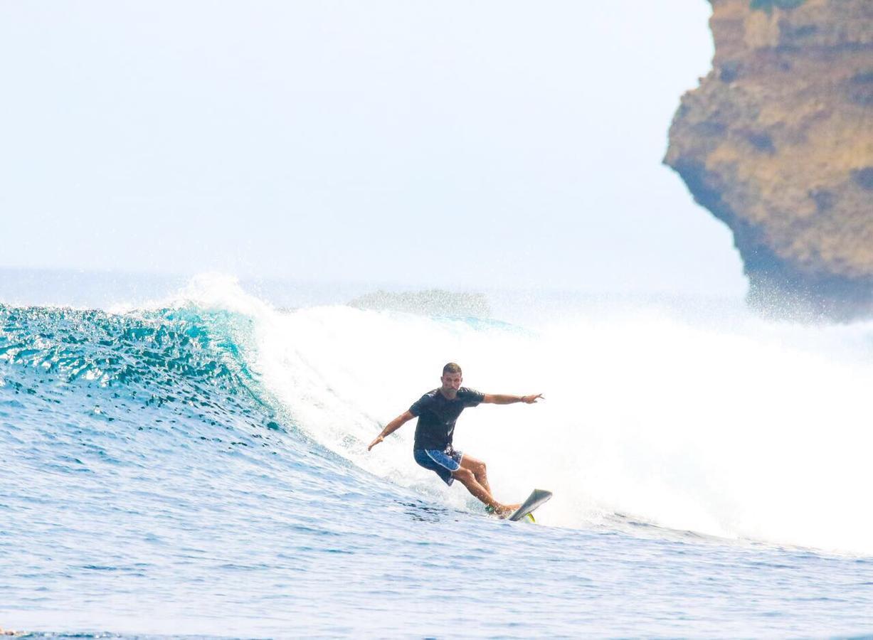 Indigo Dream Surf & Holiday Retreat Uluwatu Екстериор снимка